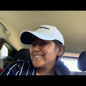 Meet your Posher, Gelli ann